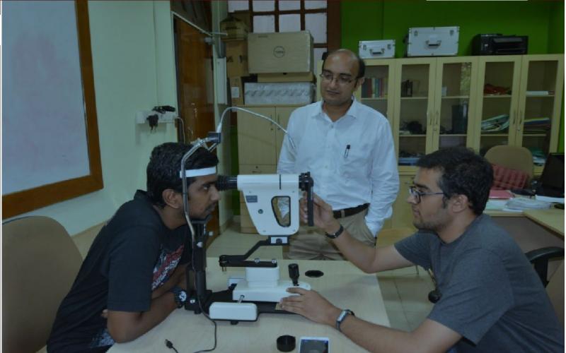 Software demo on an FOP device by the IISc researchers IISc researchers develop a smartphone-based screening application for glaucoma